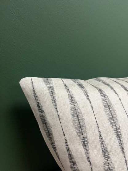 B&W printed cushion